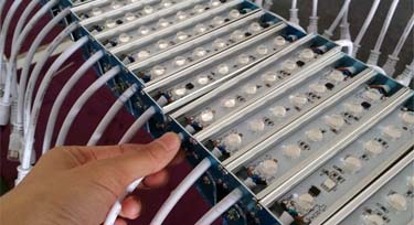 濃縮才是精華 光臣照明迷你LED線條燈可愛極了