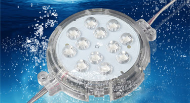 點(diǎn)光源問(wèn)水底燈，我和線條燈一起掉水里你要先救誰(shuí)?