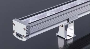 大功率LED洗墻燈的壽命能預(yù)測嗎?