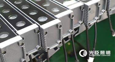 急單不急， 1800米4060大功率洗墻燈準(zhǔn)時(shí)出貨