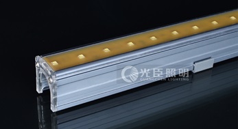 政府大樓做LED線條燈動(dòng)態(tài)屏，亮化工程不能盲目做