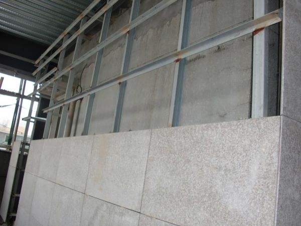 干掛石材如何選擇合適的LED線條燈?