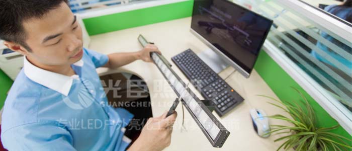 LED護(hù)欄管價(jià)格